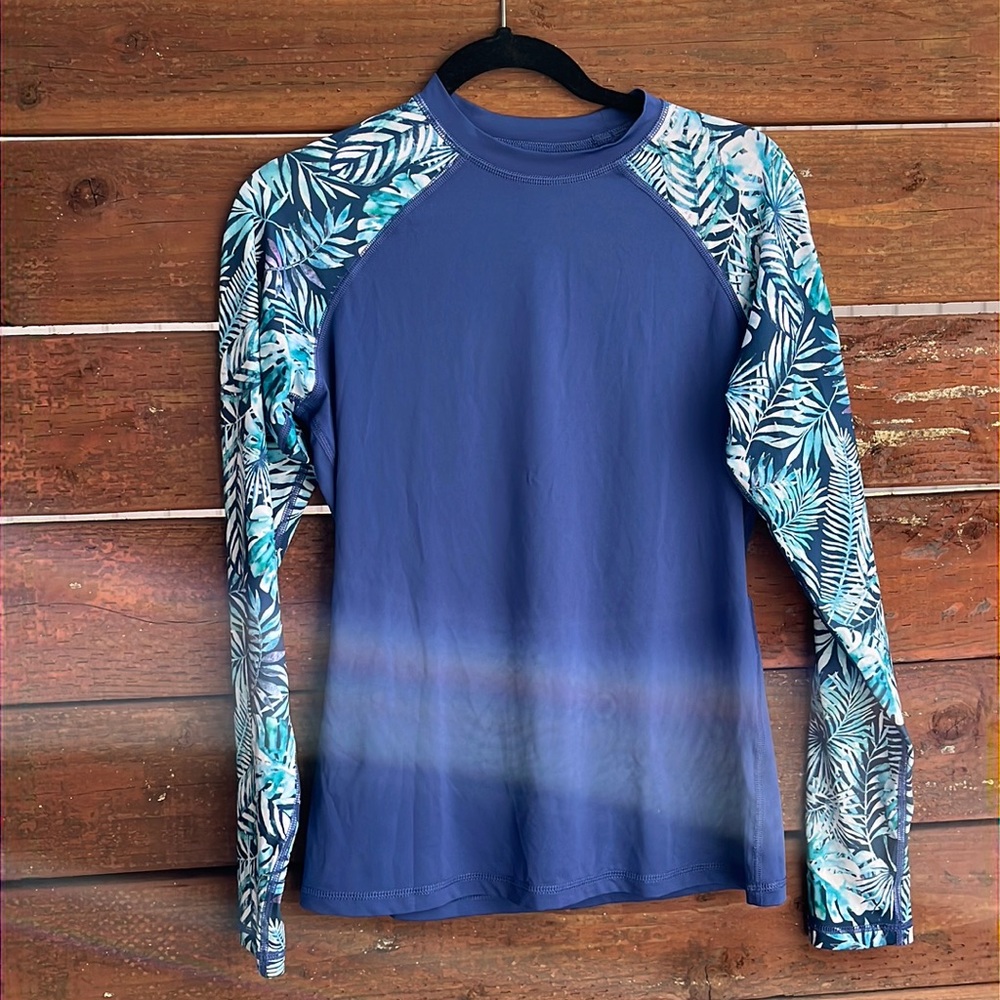 Rip curl woman’s sun protector shirt
